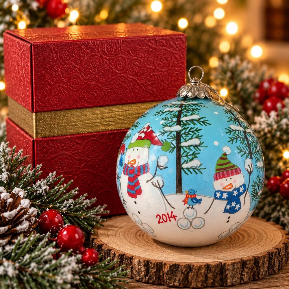 2014 Pier 1 Li Bien Snowmen Snowball Fight Glass Christmas Ornament w/ Box